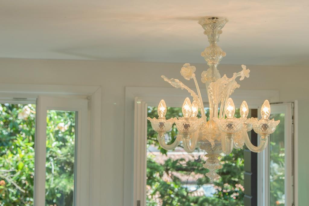 Ve N I Ce Cera C'a Belle Arti Apartment *
